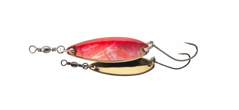 Daiwa Presso CNK spoon fishing lure with metallic finish and detailed design for freshwater or saltwater fishing.