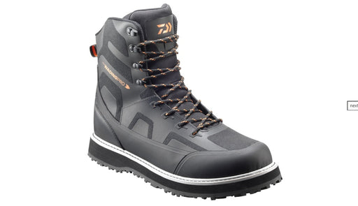 Daiwa D-VEC Wading Boots with waterproof leather and rubber soles for fishing in rivers and streams