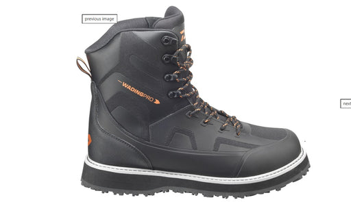 Daiwa D-VEC Wading Boots showing durable waterproof construction, sturdy sole, and ankle support for fly fishing or river wading.